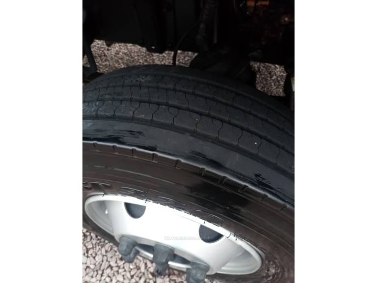 FORD - CARGO 1119 - 2019/2019 - Branca - R$ 280.000,00